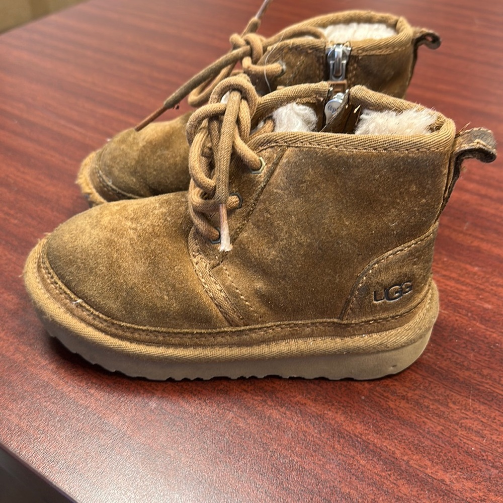 Ugg